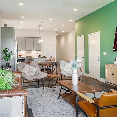 Double Time - Ping-Pong Table - Mins To Germantown Villa